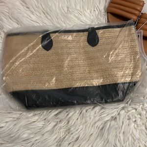 NWOT Straw handbag